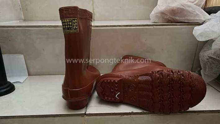 Sepatu safety anti listrik 25 KV